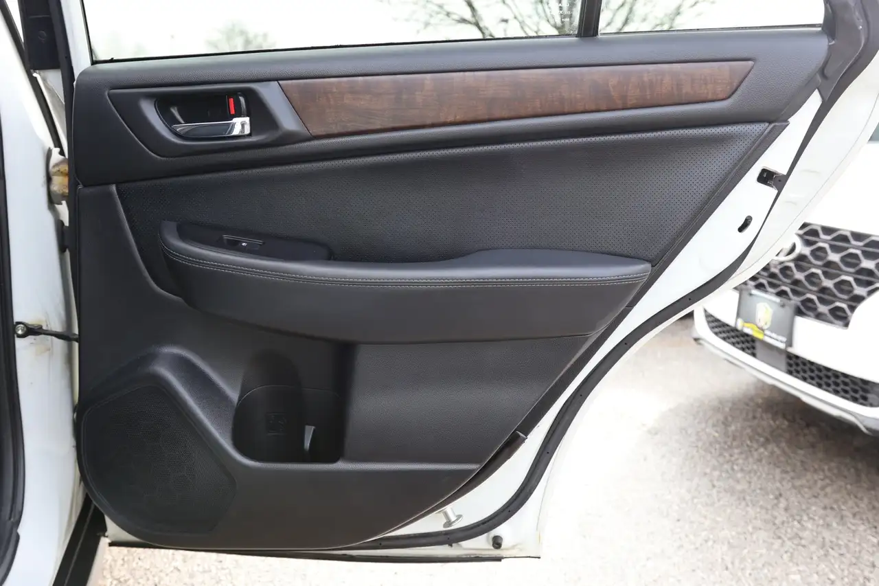 Subaru OUTBACK снимка Subaru OUTBACK