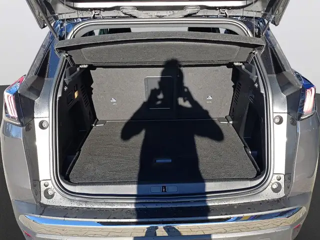 Peugeot 3008 view 9