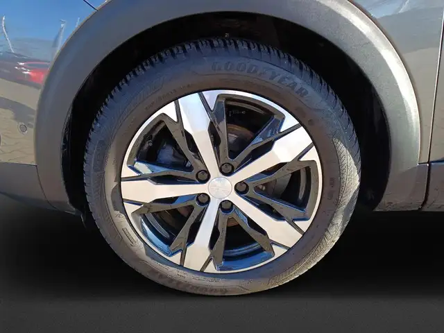 Peugeot 3008 view 10