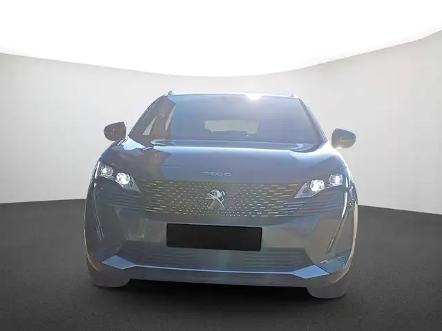 Peugeot 3008 view 3