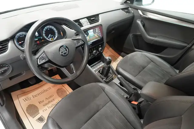 Skoda Octavia view 13