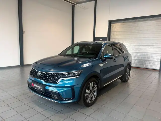 Kia Sorento view 3