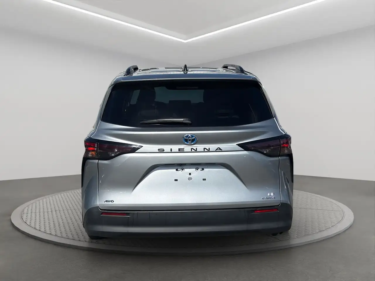 Toyota Sienna снимка Toyota Sienna