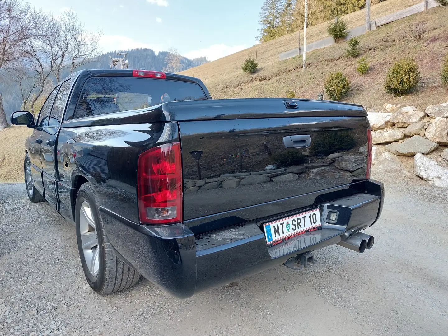 Dodge RAM 1500 - 2