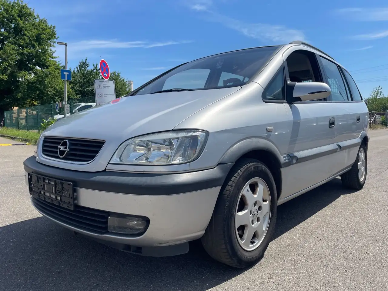 Opel Zafira 1.8 16V Elegance, foto 1
