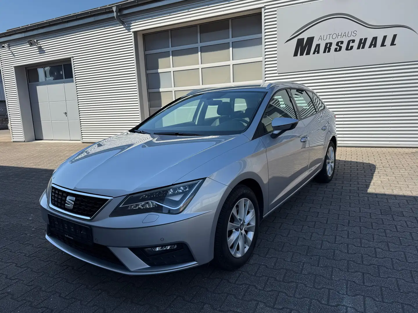 SEAT Leon ST 2.0 TDi Style LED Businesspaket PDC SHZ  1.Hand Grau - 1