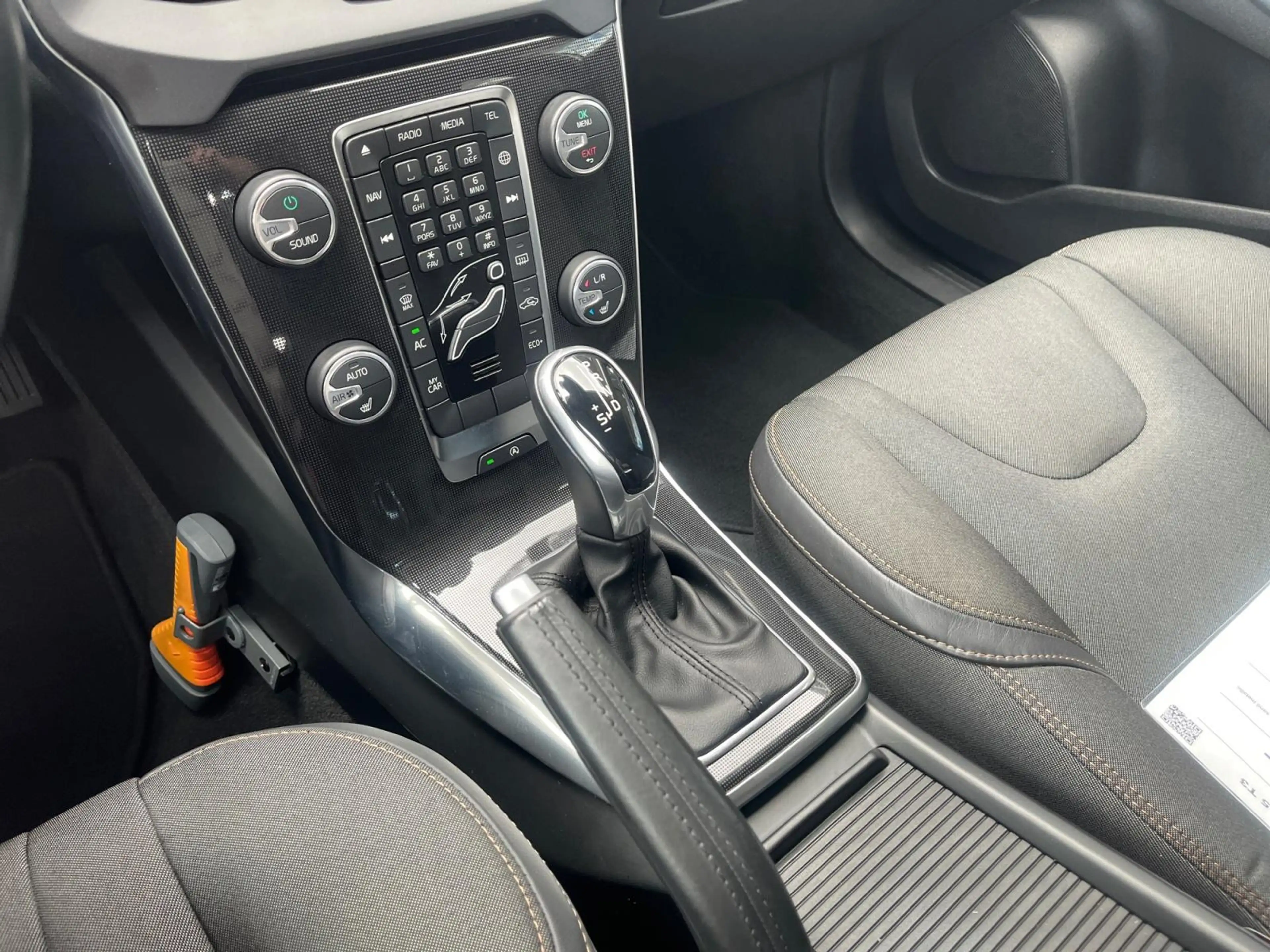 Volvo V40 Cross Country 1.5 T3 Nordic+ l Trekhaak l — photo 13
