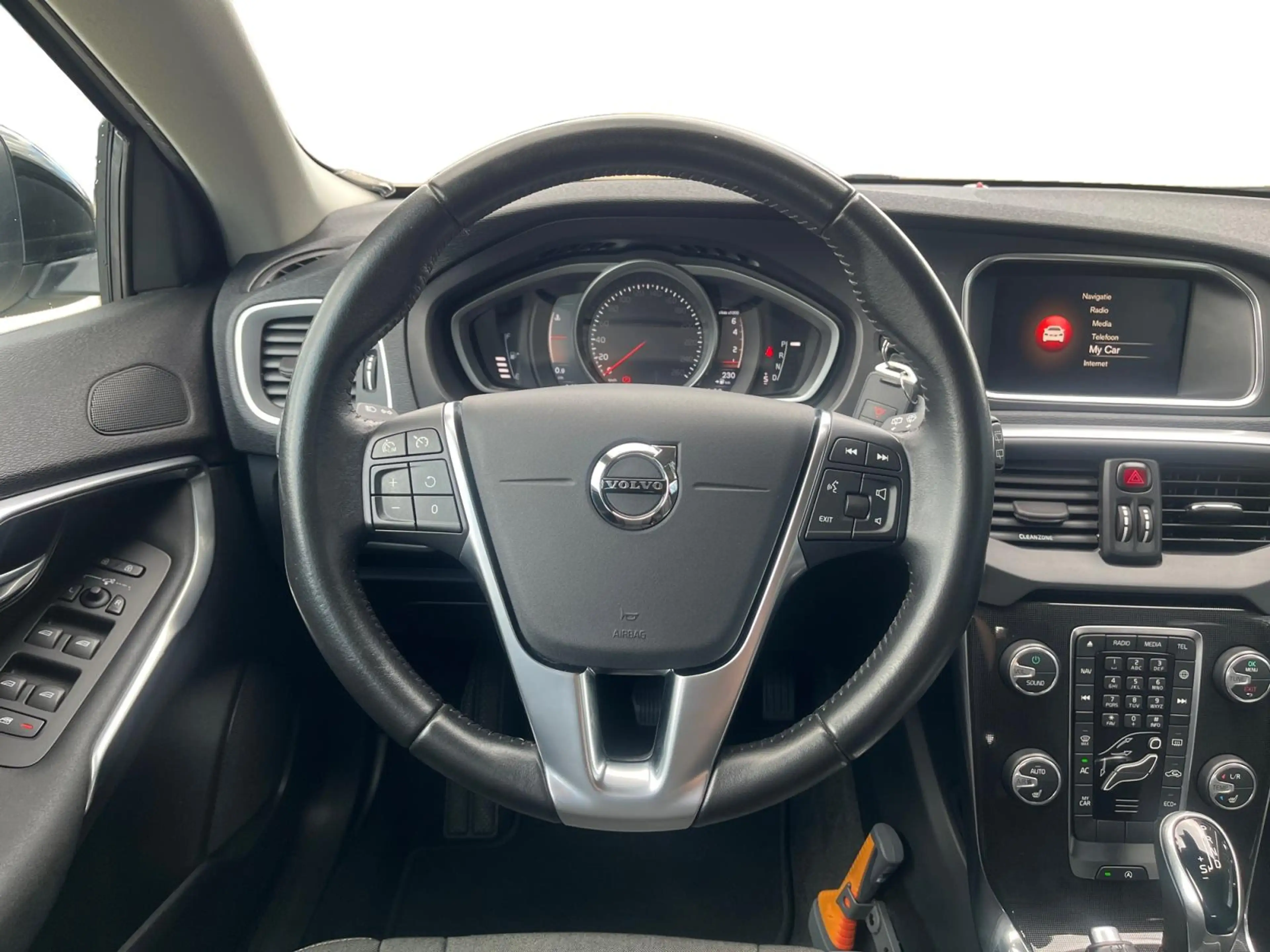 Volvo V40 Cross Country 1.5 T3 Nordic+ l Trekhaak l — photo 11