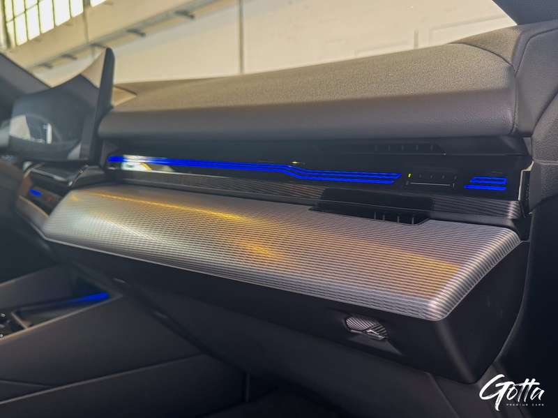 Photo du véhicule BMW 530