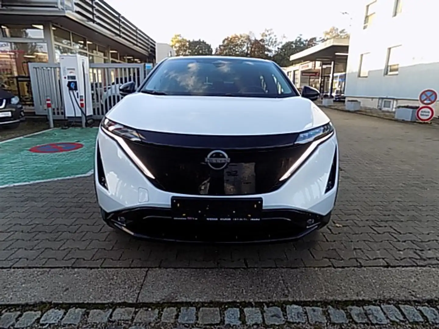 Nissan Ariya FE0A Evolve Pack (E-P) 242PS 87kWh 20´ Nappa Lede Bianco - 2