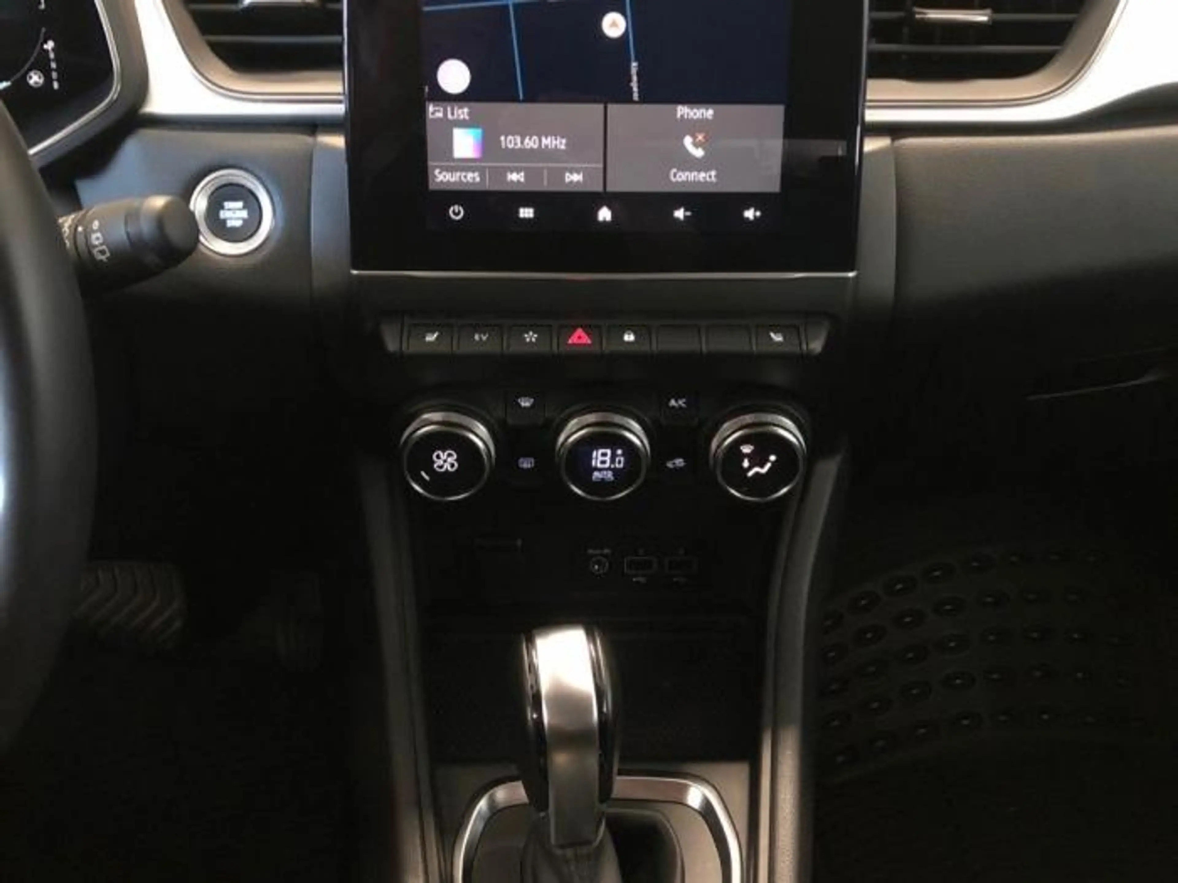 Renault Captur techno E-Tech plug-in hybrid 160 | Pack Full Scree — photo 12