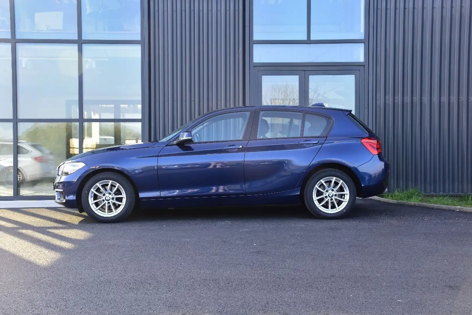 BMW 116 (F20) (2) 116I LOUNGE 5P Bleu - 2