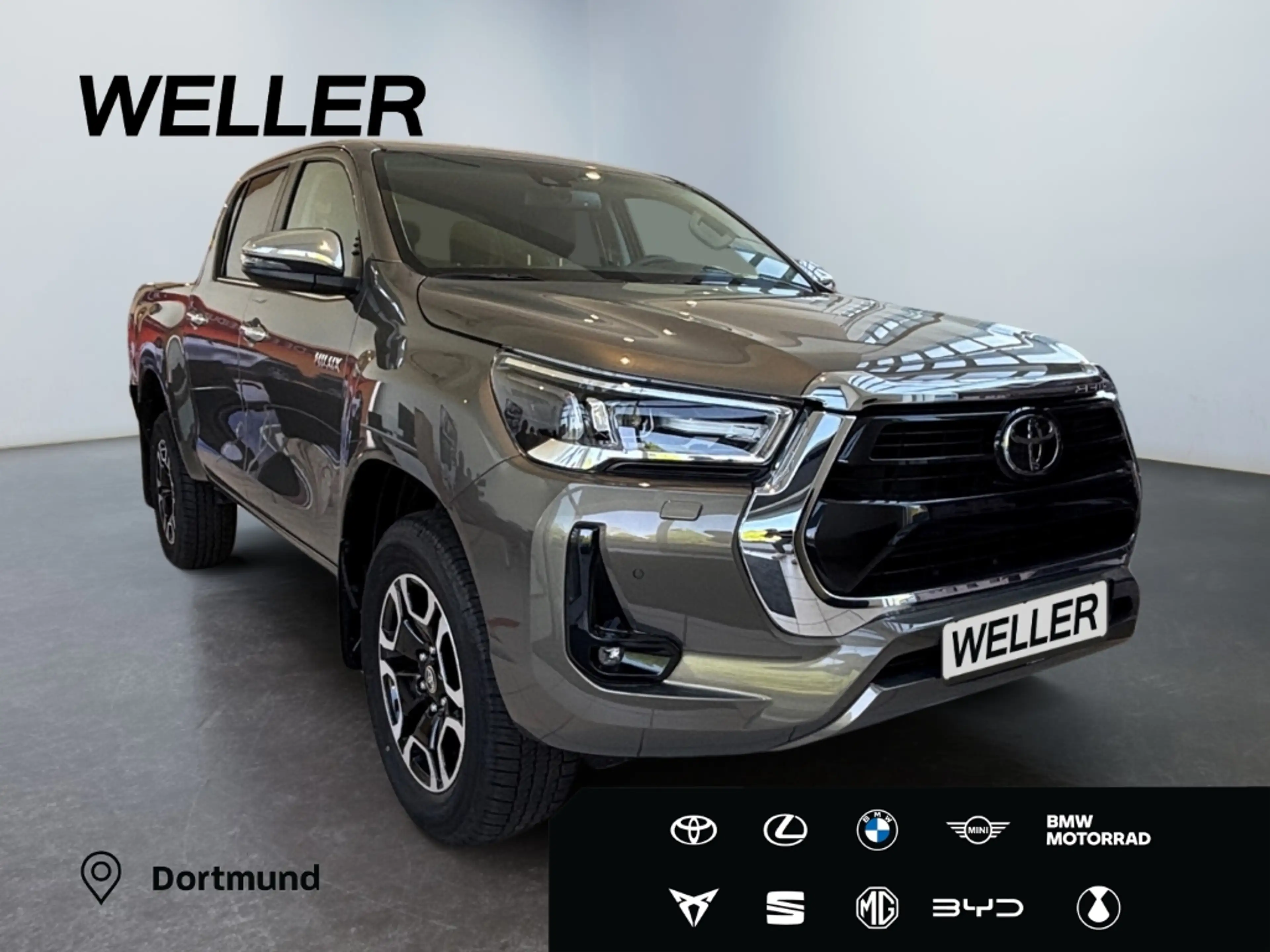 Toyota Hilux Double Cab Executive 4x4 *LED *PDC *SHZ*