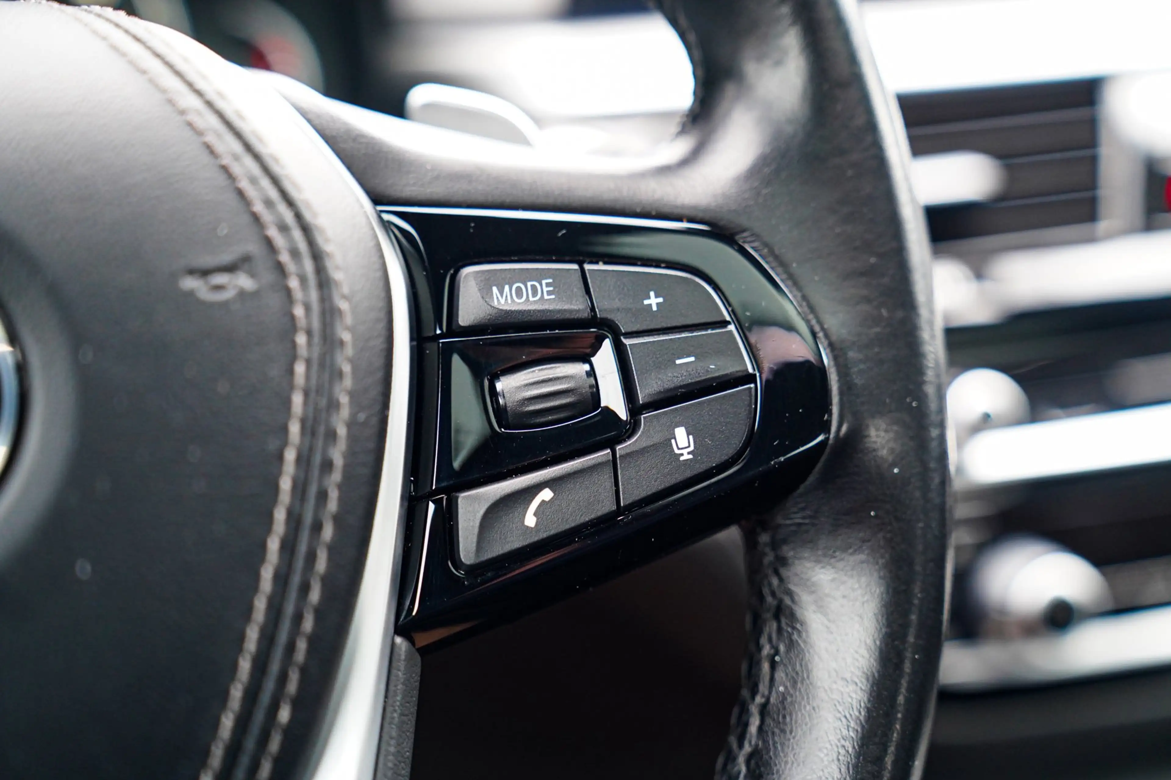BMW 530 5-serie 530i High Executive | Head Up Display | Pa — photo 42