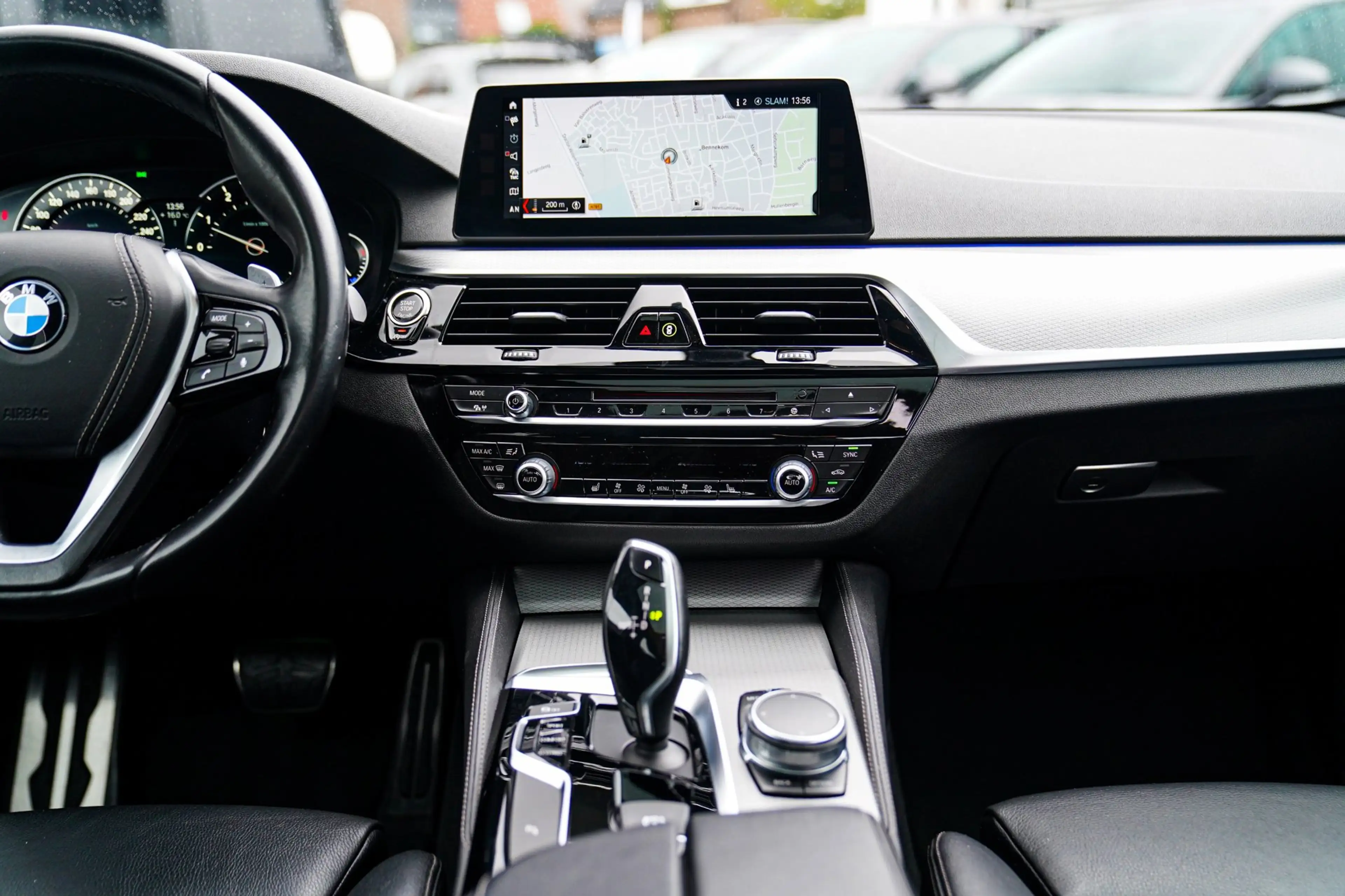 BMW 530 5-serie 530i High Executive | Head Up Display | Pa — photo 32