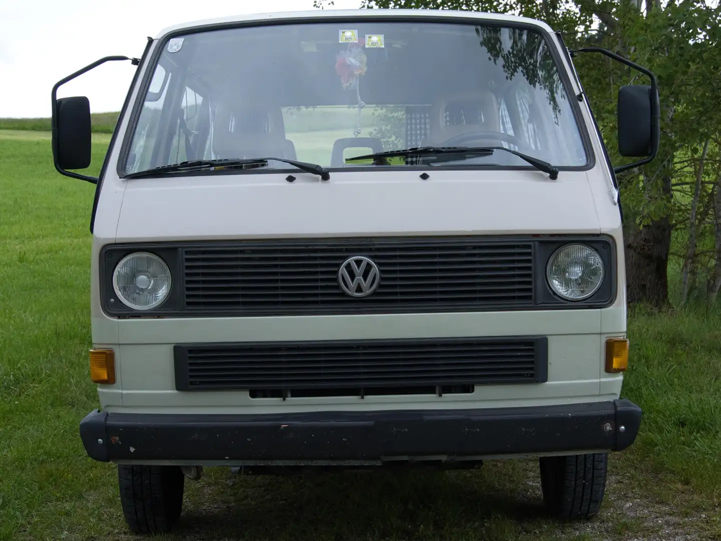Volkswagen T3 Multivan Beige - 2