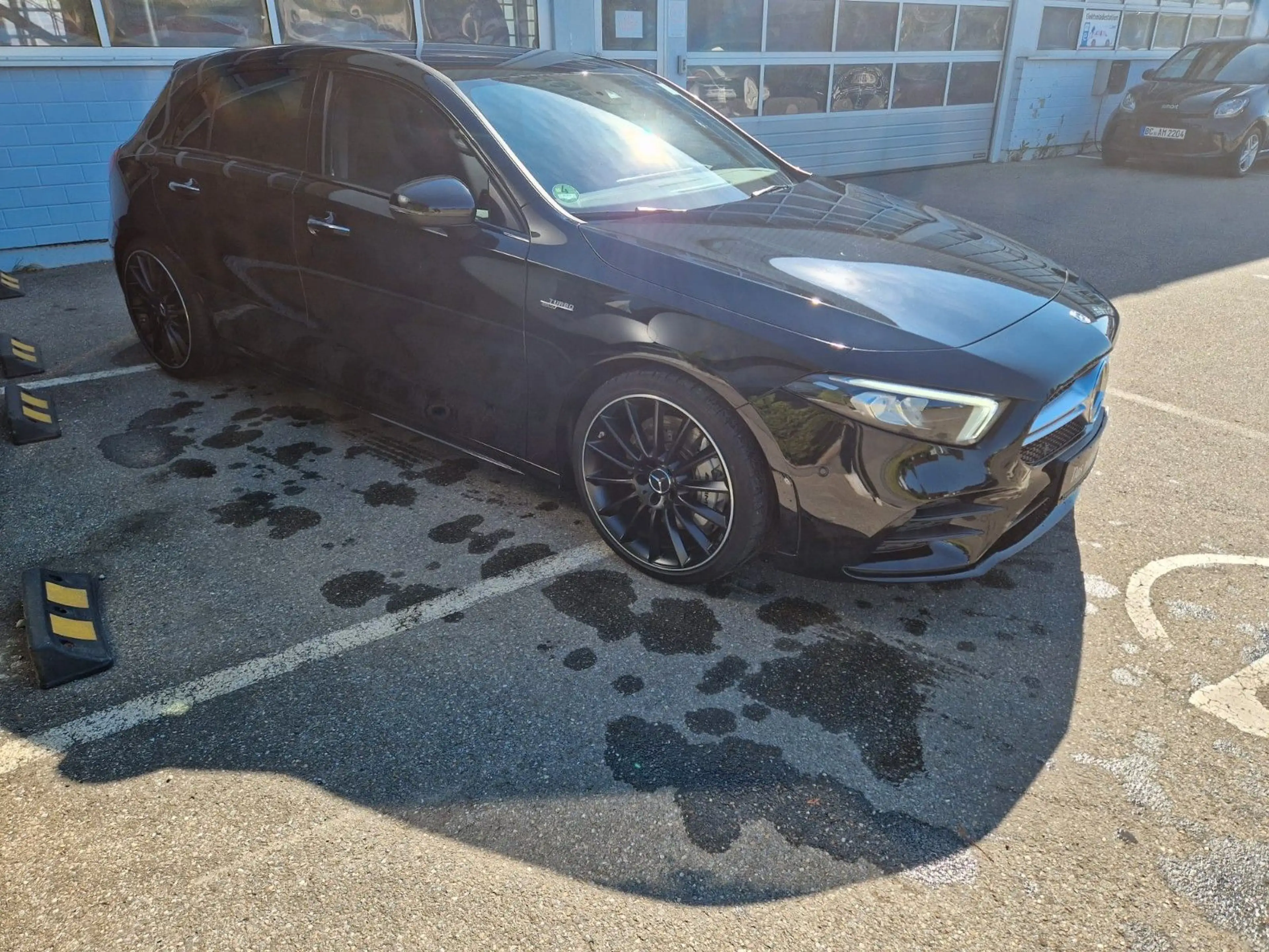 Mercedes-Benz A 35 AMG |NIGHT|SOUND|KAMERA|PARK|SPUR|GURTE rot — photo 2