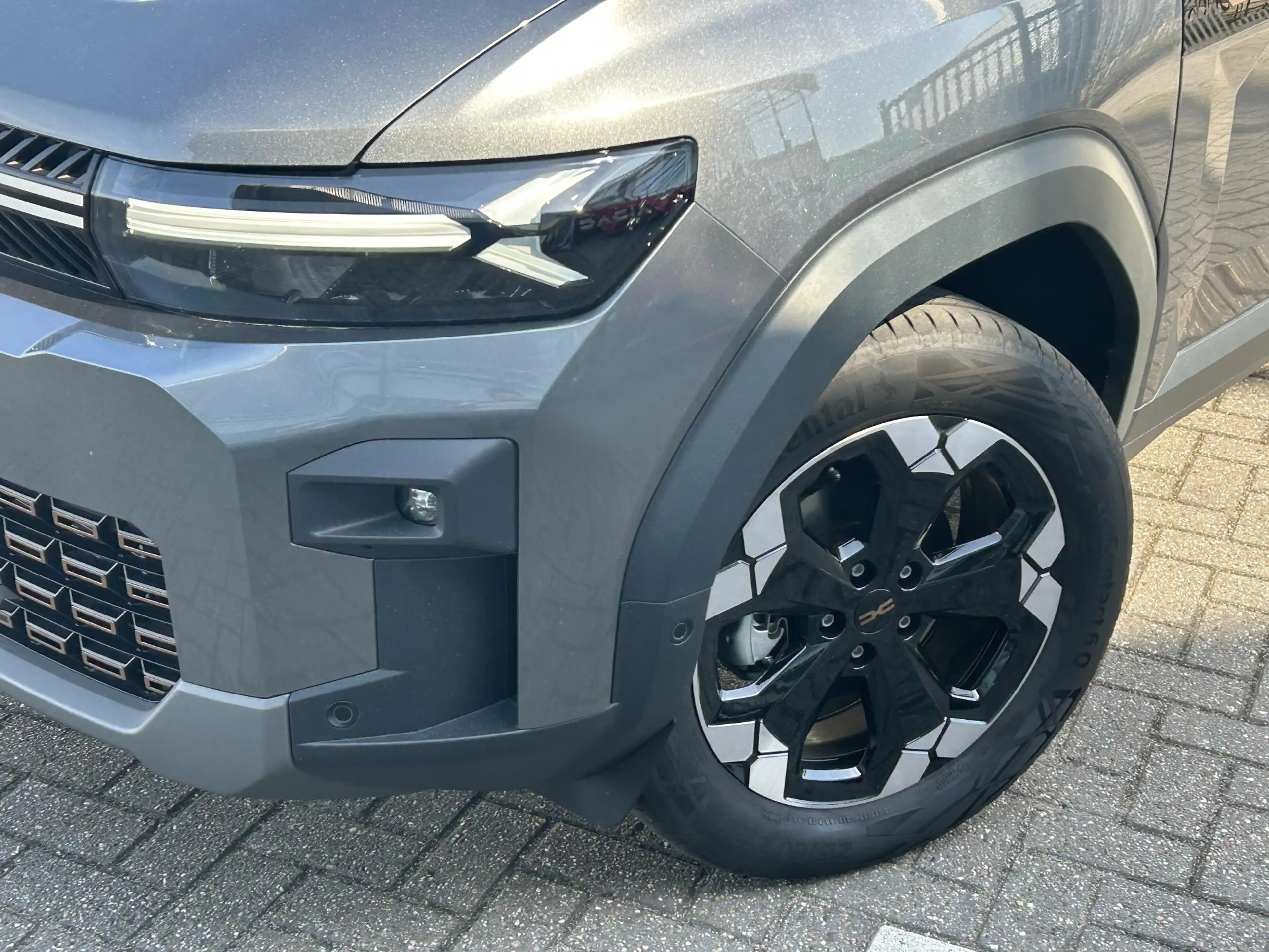Dacia Bigster 1.8 Hybrid 155 Limited Edition | Navigatie | 360 C — photo 21