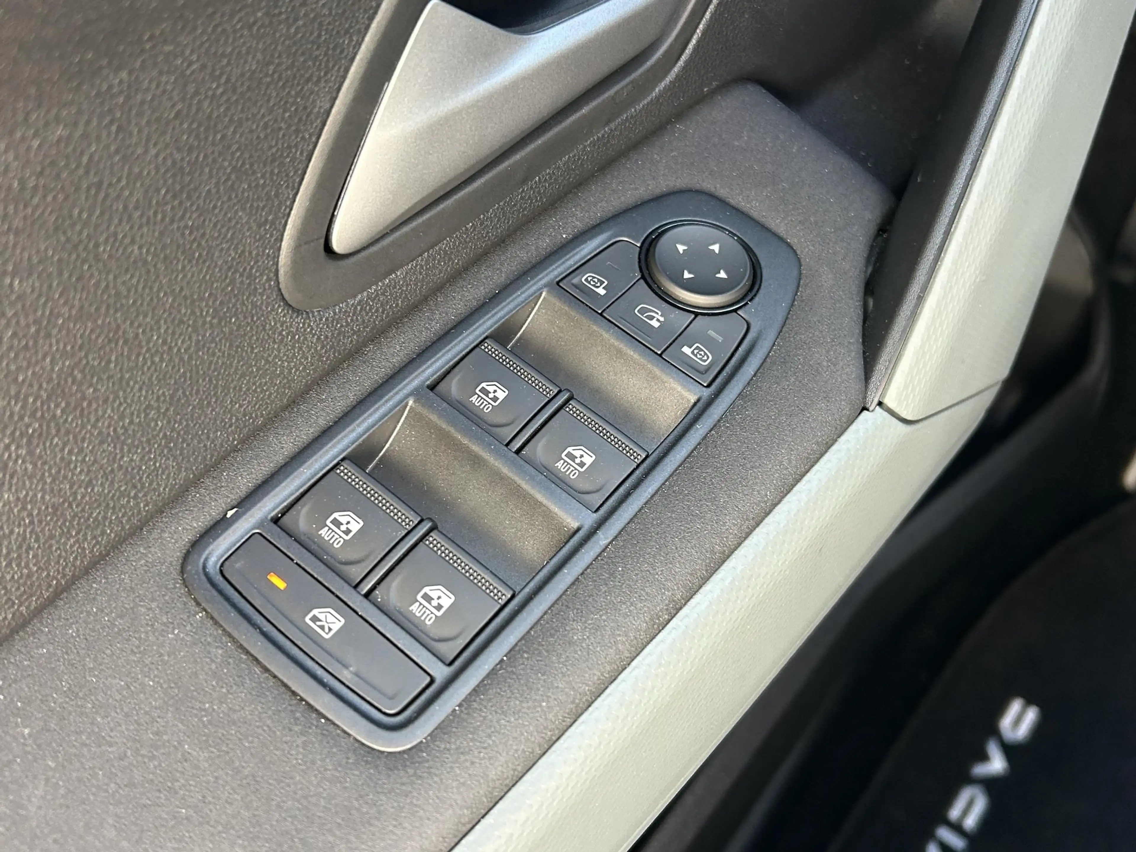 Dacia Bigster 1.8 Hybrid 155 Limited Edition | Navigatie | 360 C — photo 16
