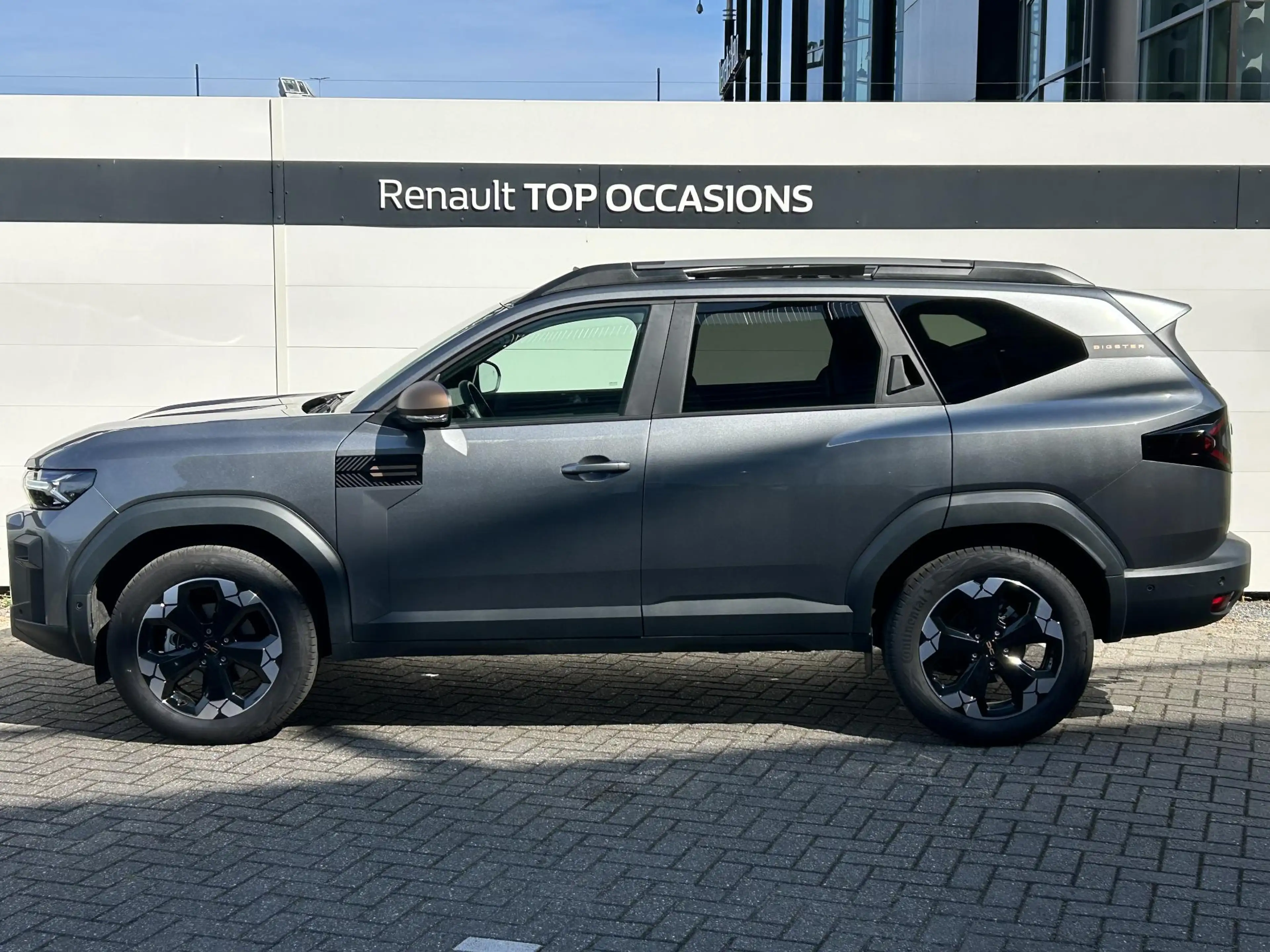 Dacia Bigster 1.8 Hybrid 155 Limited Edition | Navigatie | 360 C — photo 12