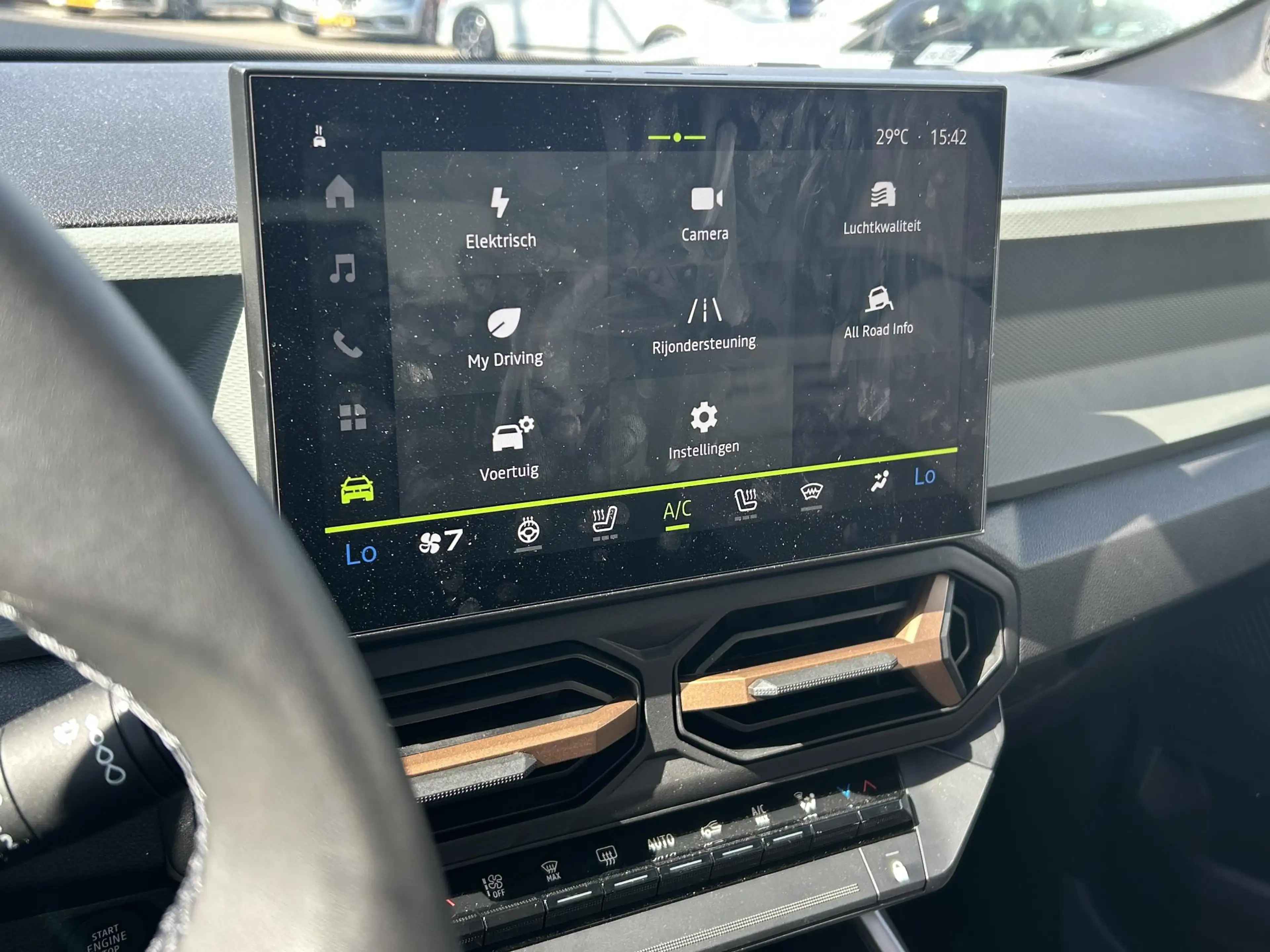 Dacia Bigster 1.8 Hybrid 155 Limited Edition | Navigatie | 360 C — photo 29