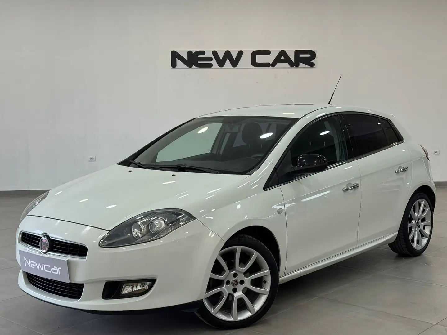 Fiat Bravo Bravo 1.6 MJT 105 CV DPF Easy Blanc - 2