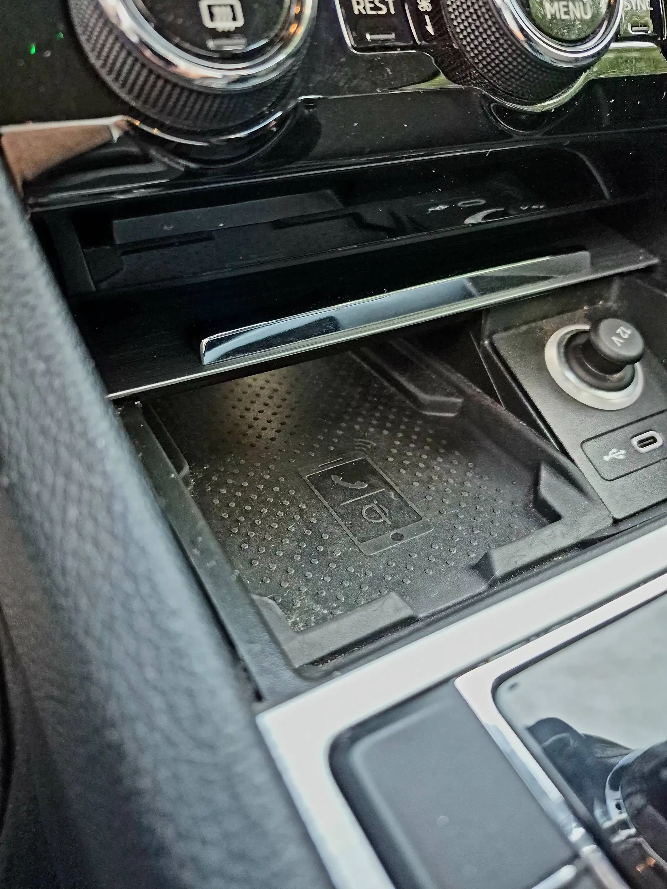 Skoda Superb Superb Combi 2.0 CR TDi Ambition DSG — photo 15