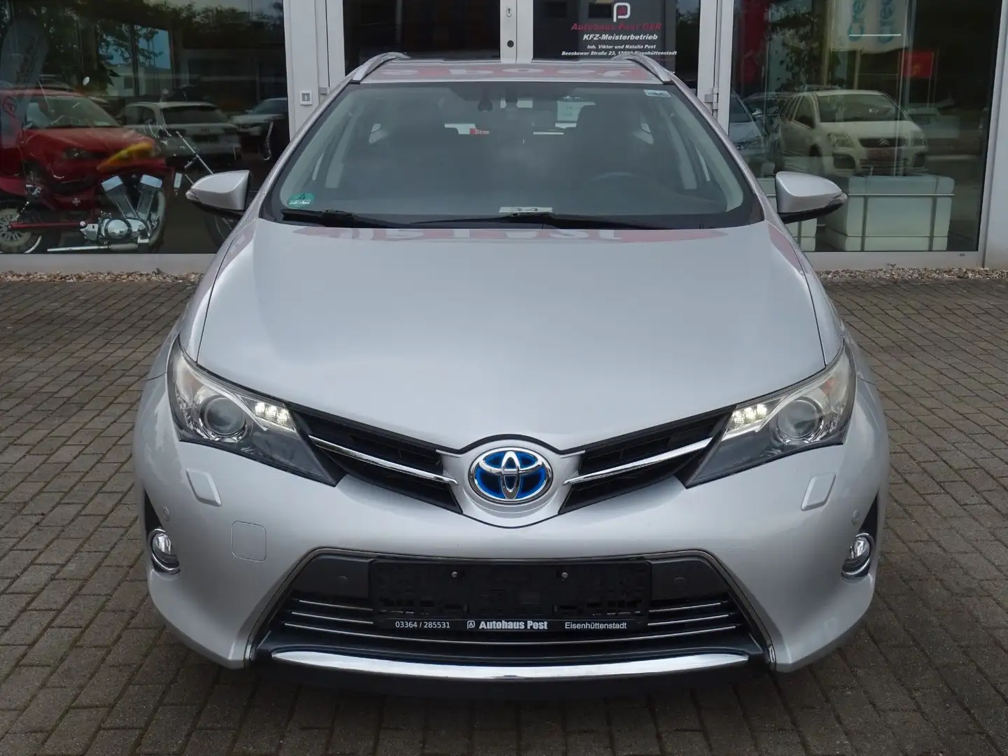 Toyota Auris Hybrid Executive Kamera PDC Silber - 2