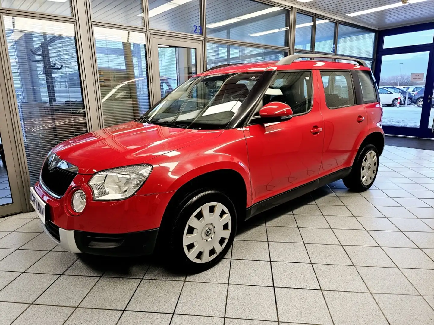 Skoda Yeti Style nur Export oder gewerblich, Rood - 2