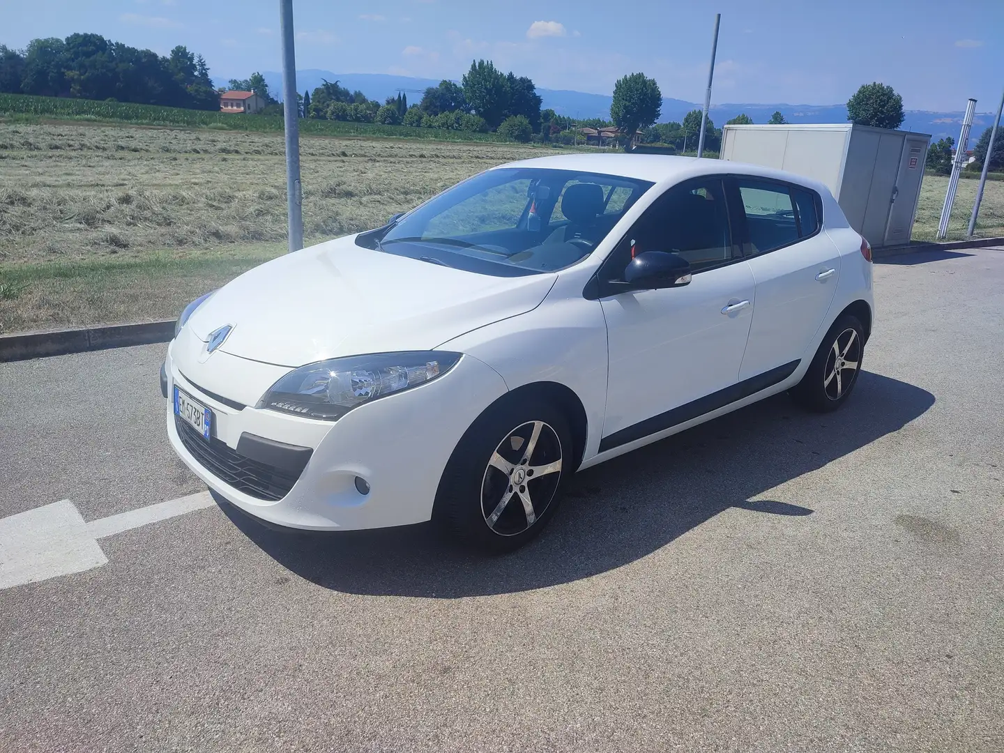 Renault Megane Megane III 2008 1.5 dci Attractive 90cv Bianco - 1