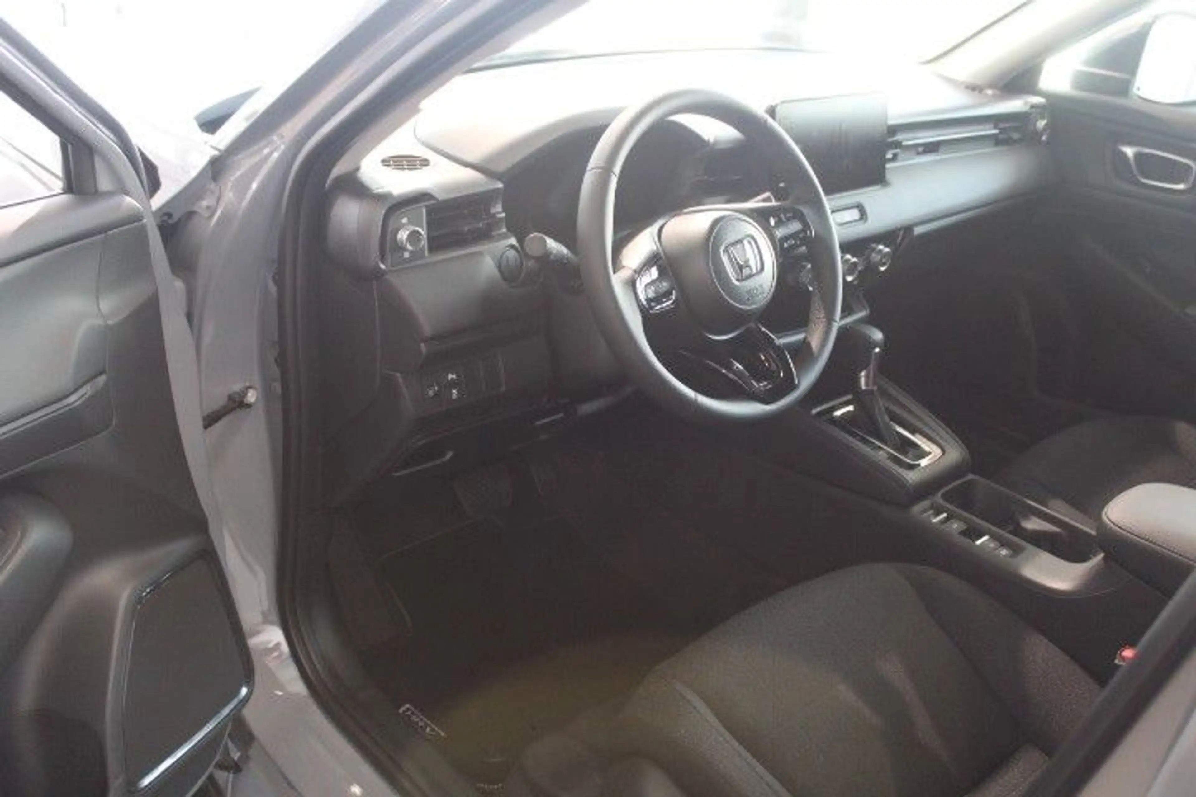 Honda HR-V 1.5 e:HEV Hybrid Elegance MJ27 — photo 12