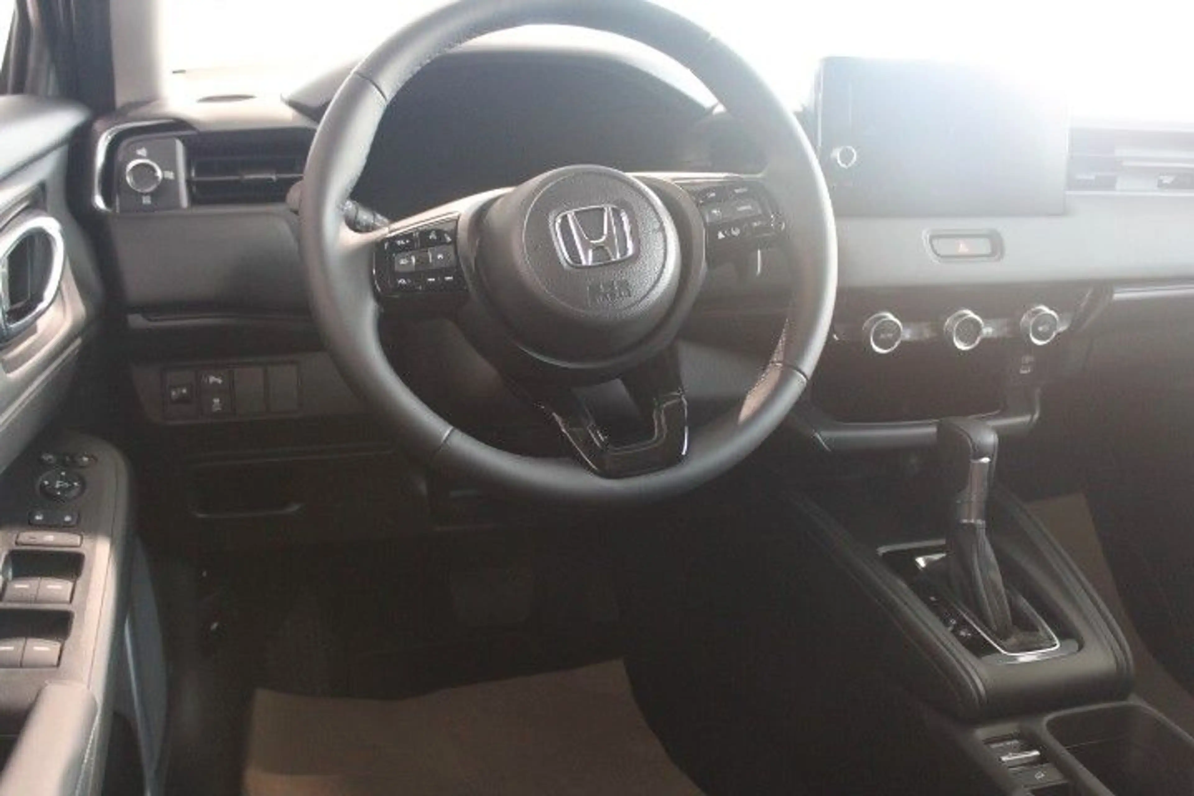 Honda HR-V 1.5 e:HEV Hybrid Elegance MJ27 — photo 15