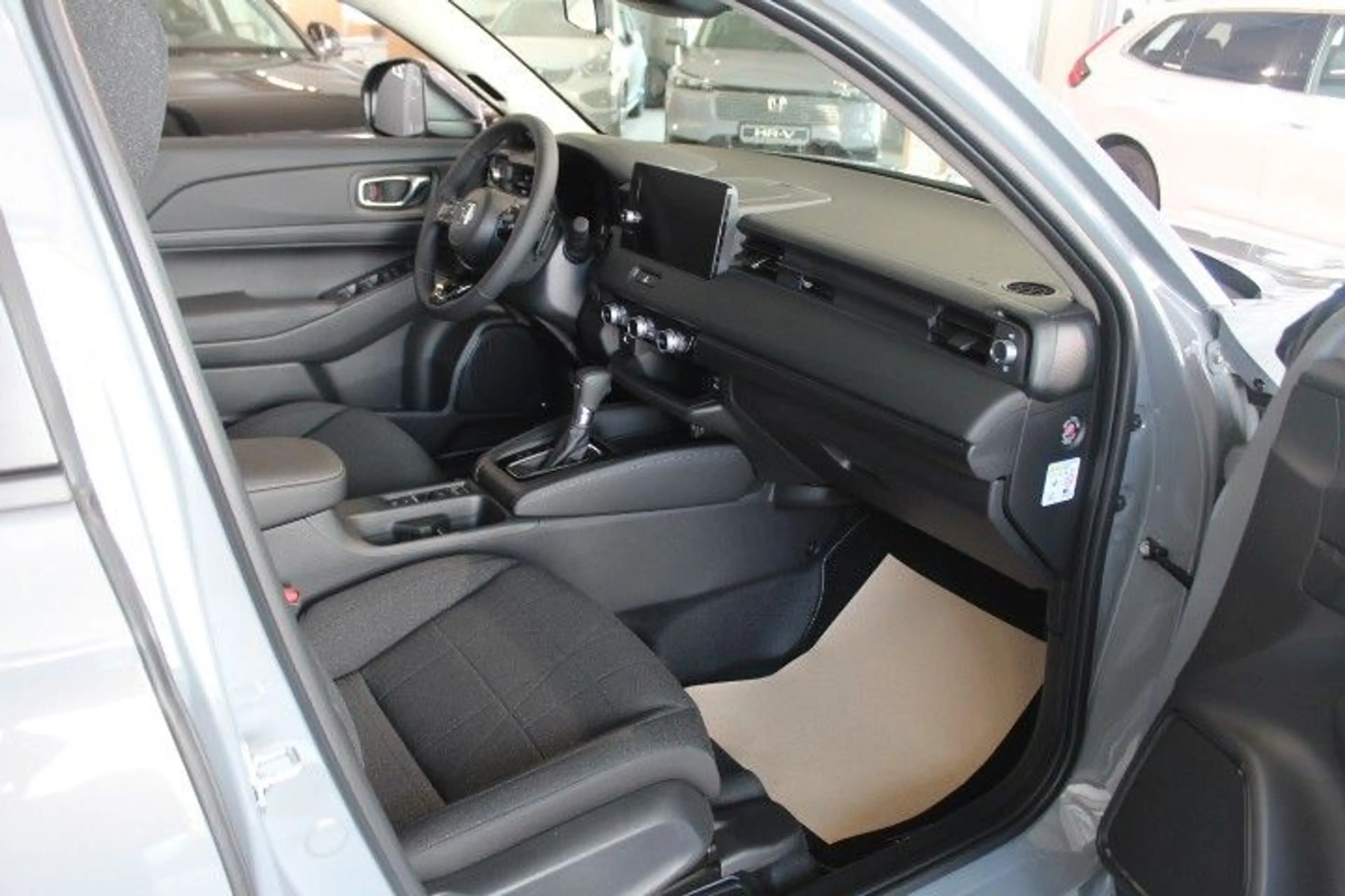 Honda HR-V 1.5 e:HEV Hybrid Elegance MJ27 — photo 6