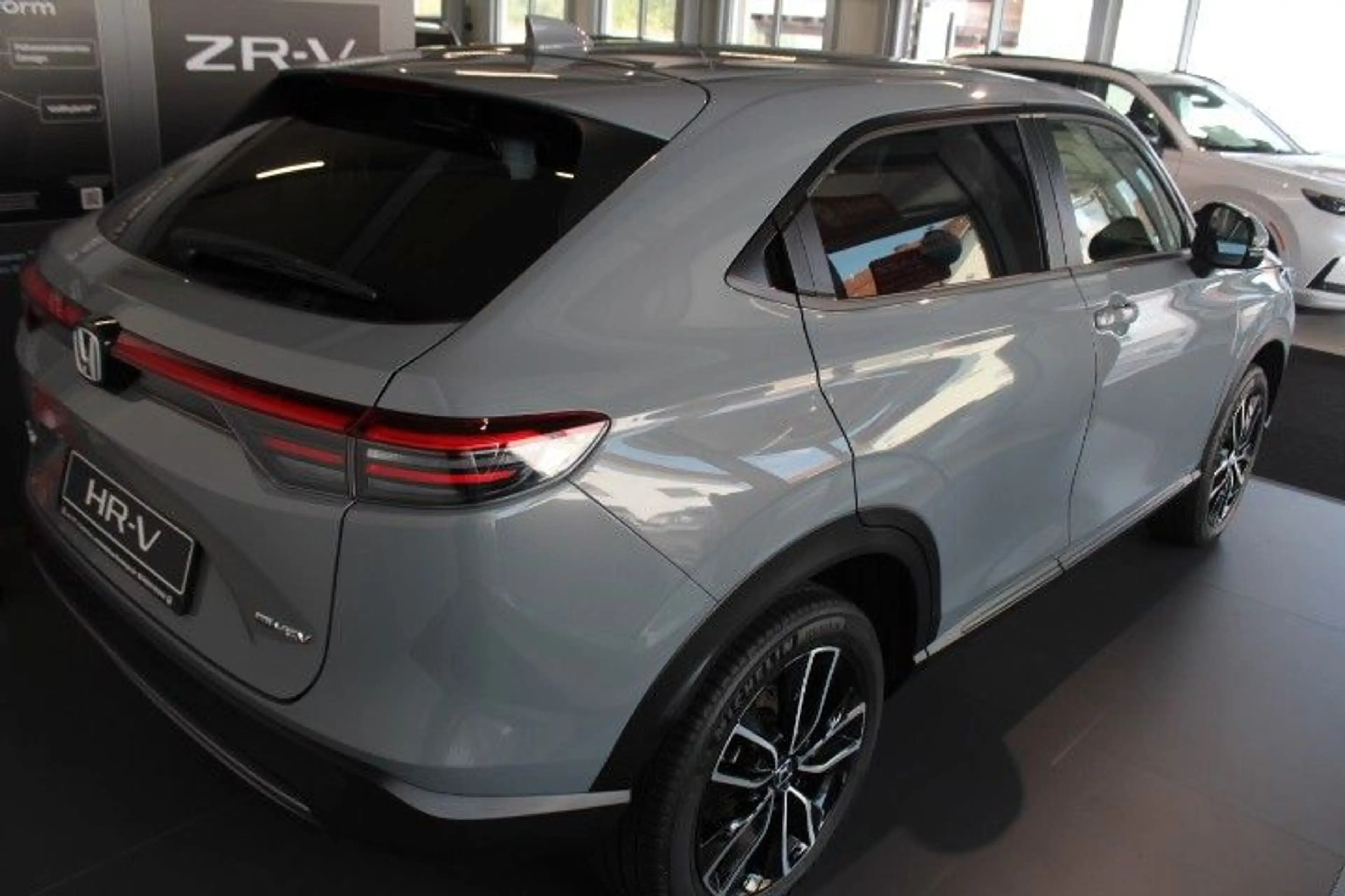 Honda HR-V 1.5 e:HEV Hybrid Elegance MJ27 — photo 8