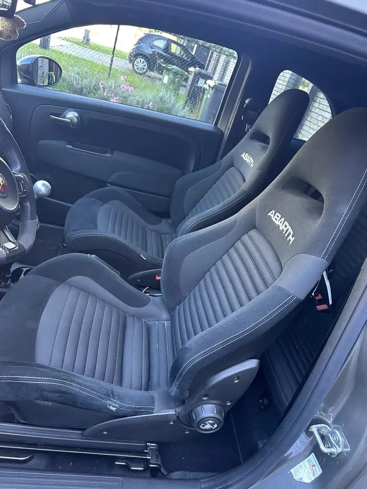Abarth 595 Competizione 2022