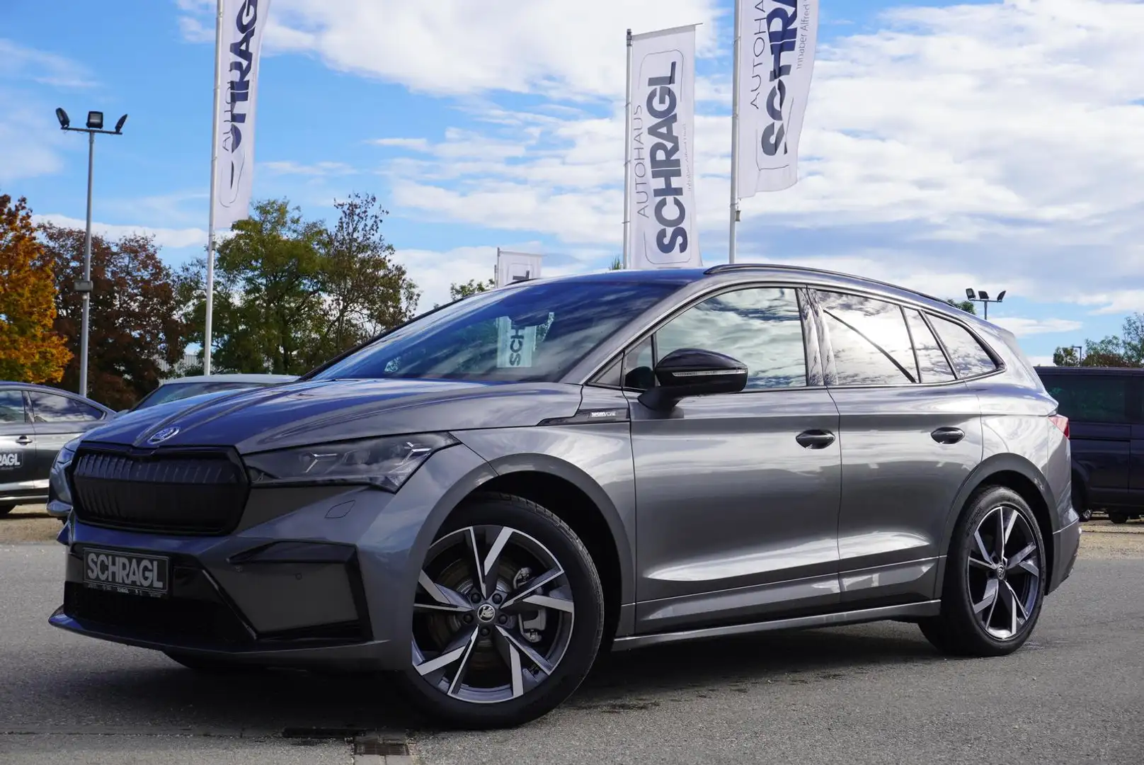 Skoda Enyaq 85 Sportline+AHK+NAV+ACC+KAMERA+KESSY+SIDE Grau - 2