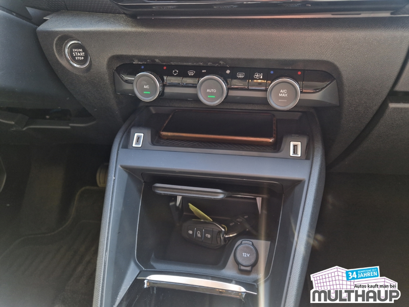 Citroen C4 Max PureTech 130 EAT8 LED HUD PDC DAB — photo 7