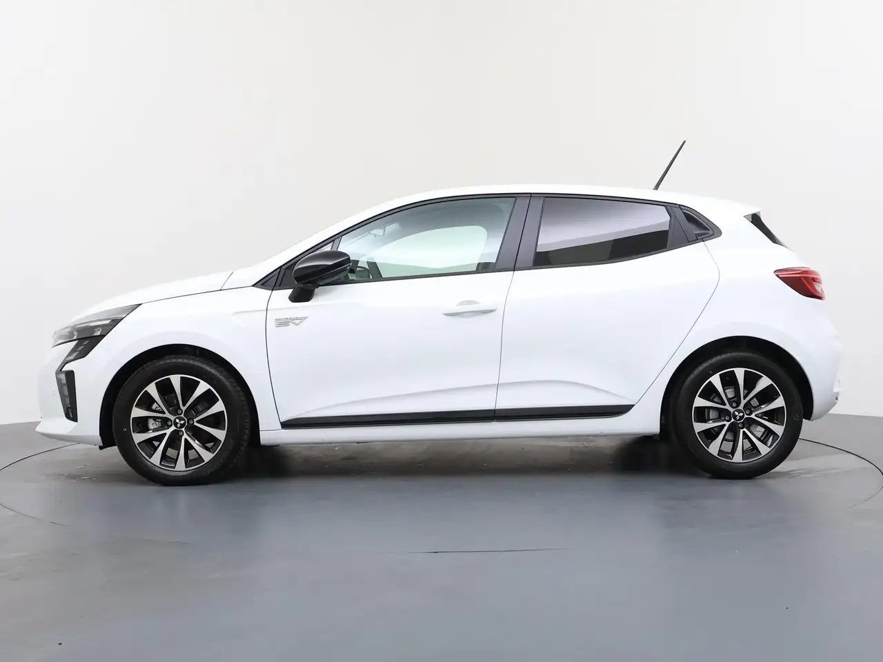 Mitsubishi Colt 2026