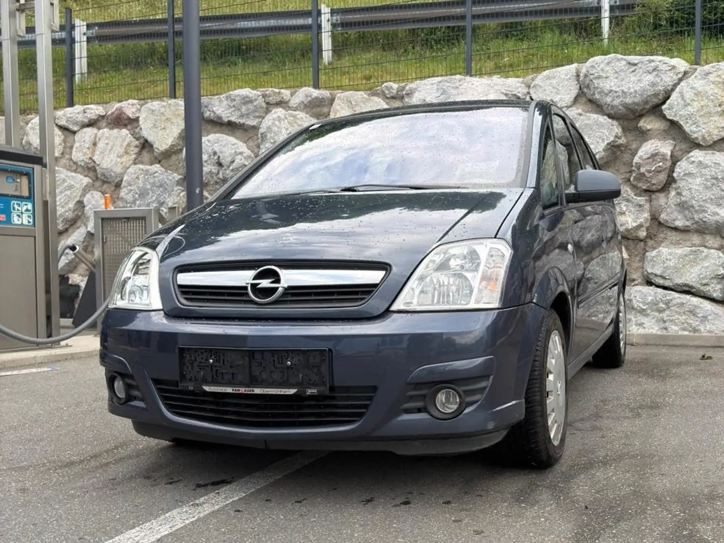 Opel Meriva Meriva 1,4 16V Blau - 1