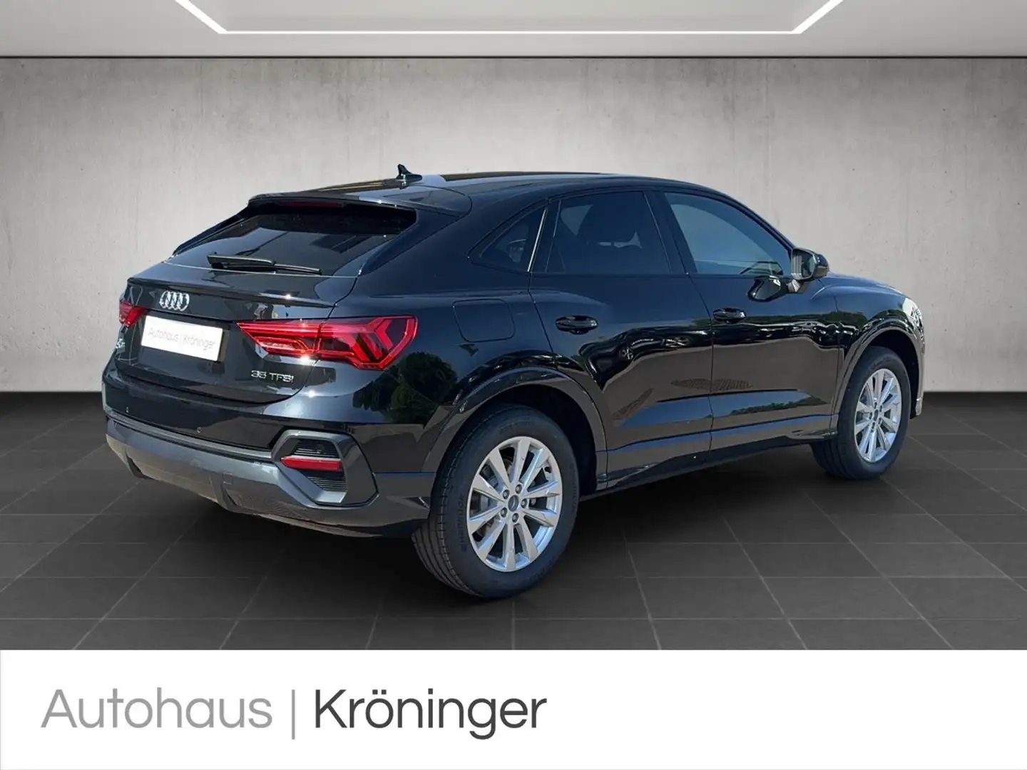 Audi Q3 Sportback 35 TFSI Klima LED Privacy SHZ EPH Чорний - 2
