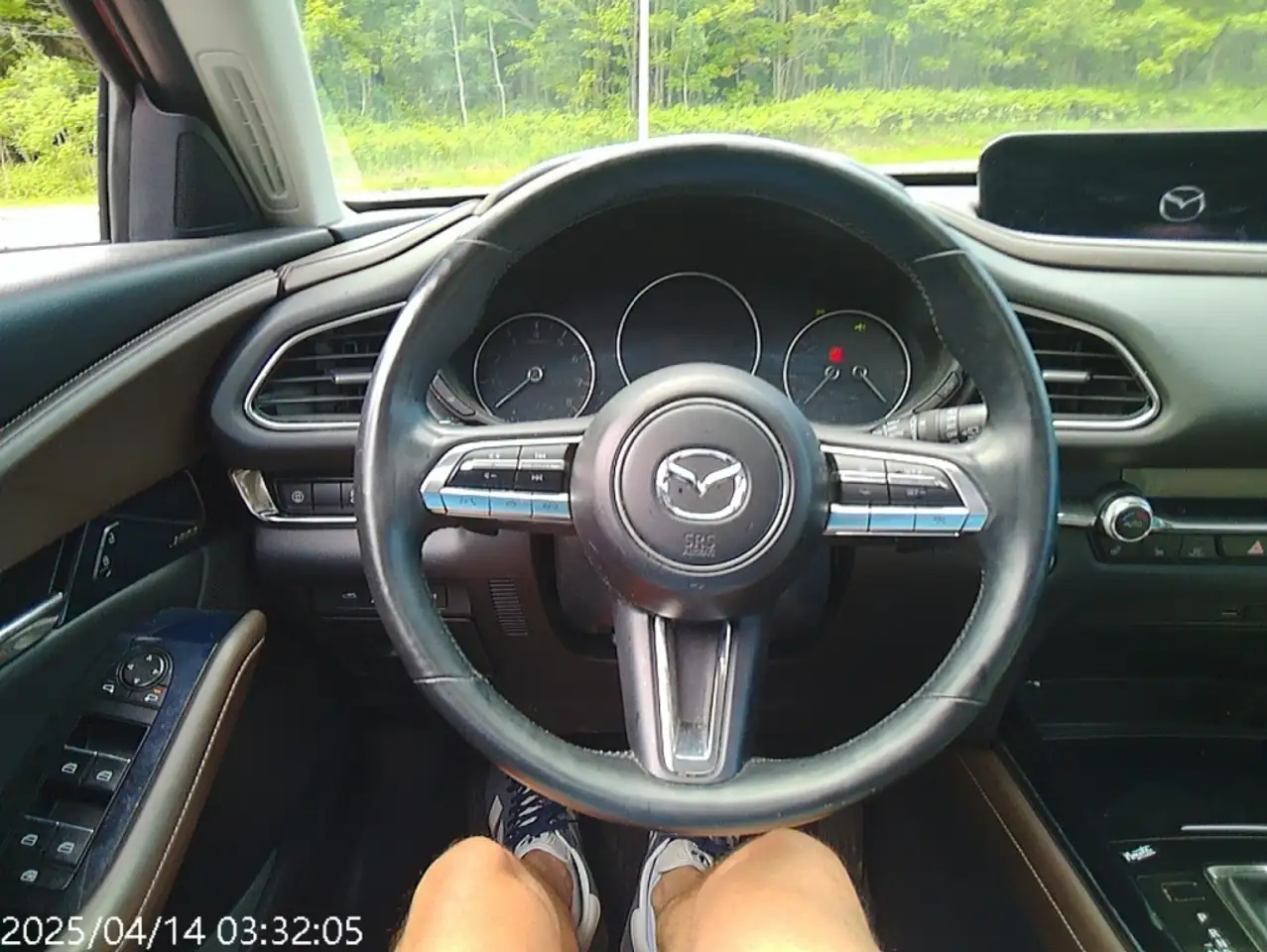 Mazda CX-30 photo Mazda CX-30