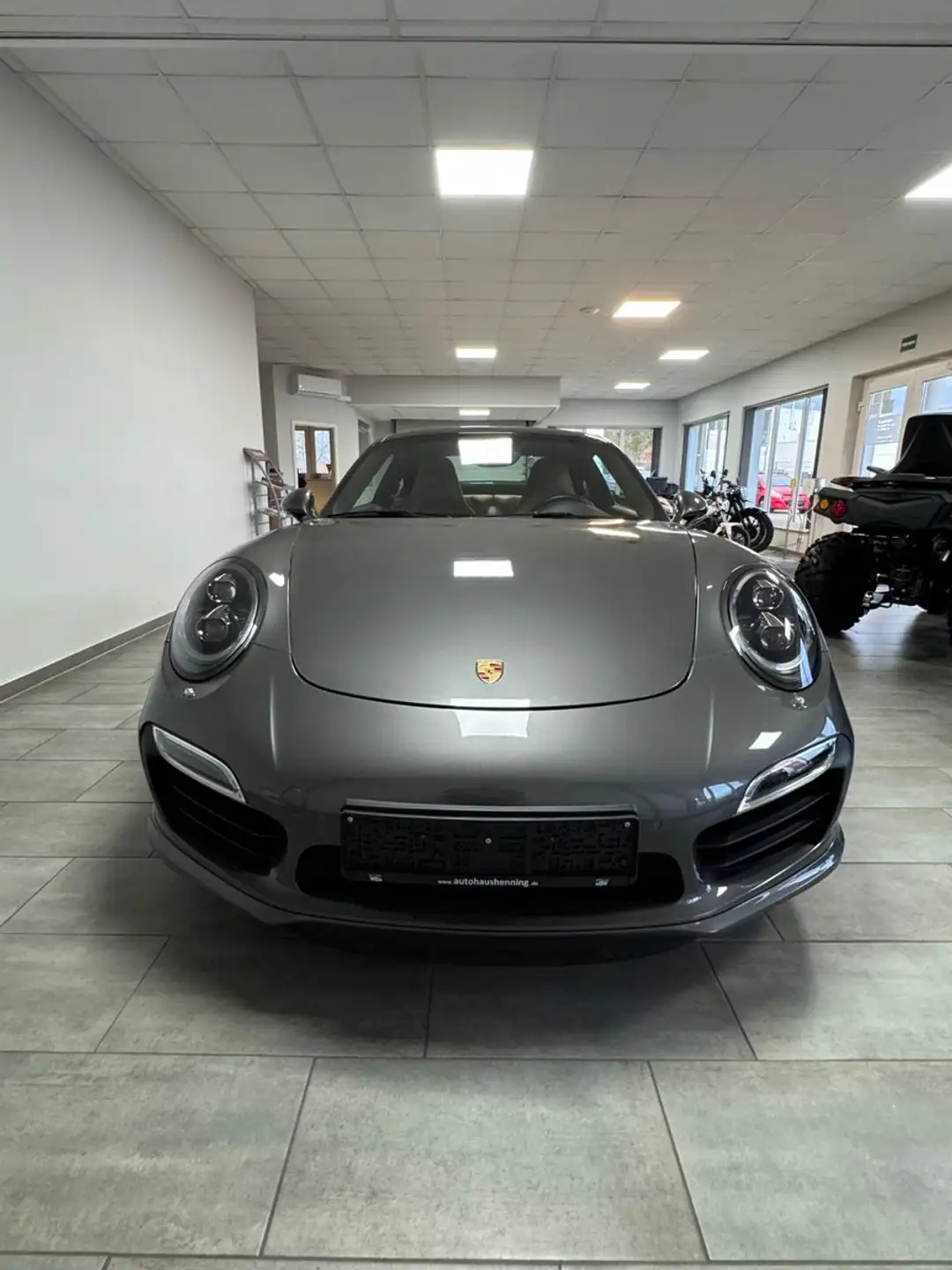 포르쉐 Porsche 911 911 Turbo S Coupe 2014 건메탈 사진 2