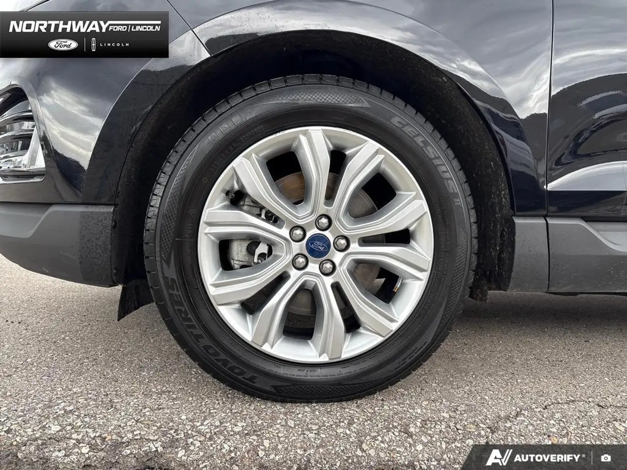 Ford Edge снимка Ford Edge
