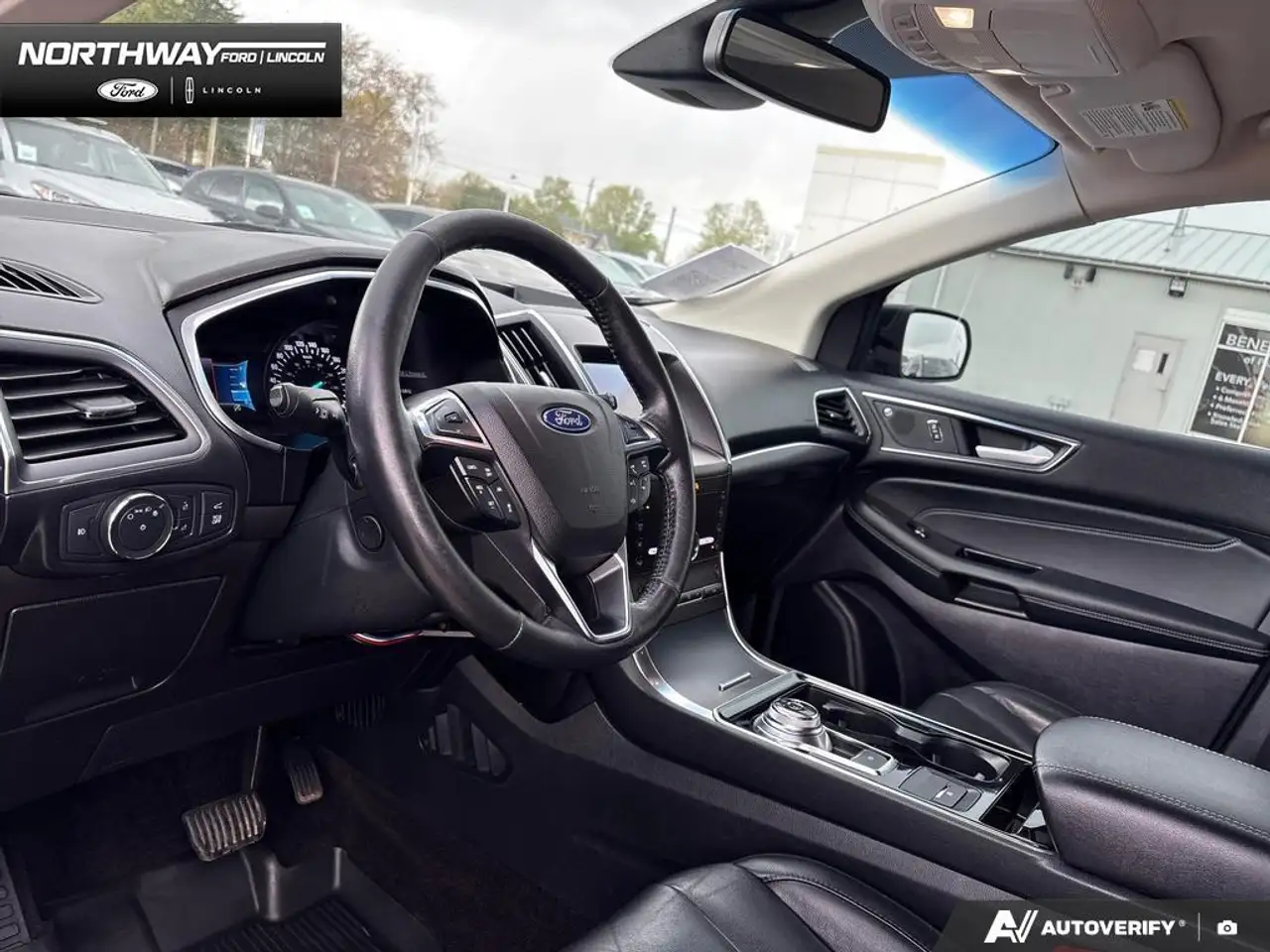 Ford Edge снимка Ford Edge