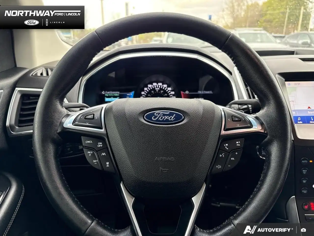 Ford Edge снимка Ford Edge