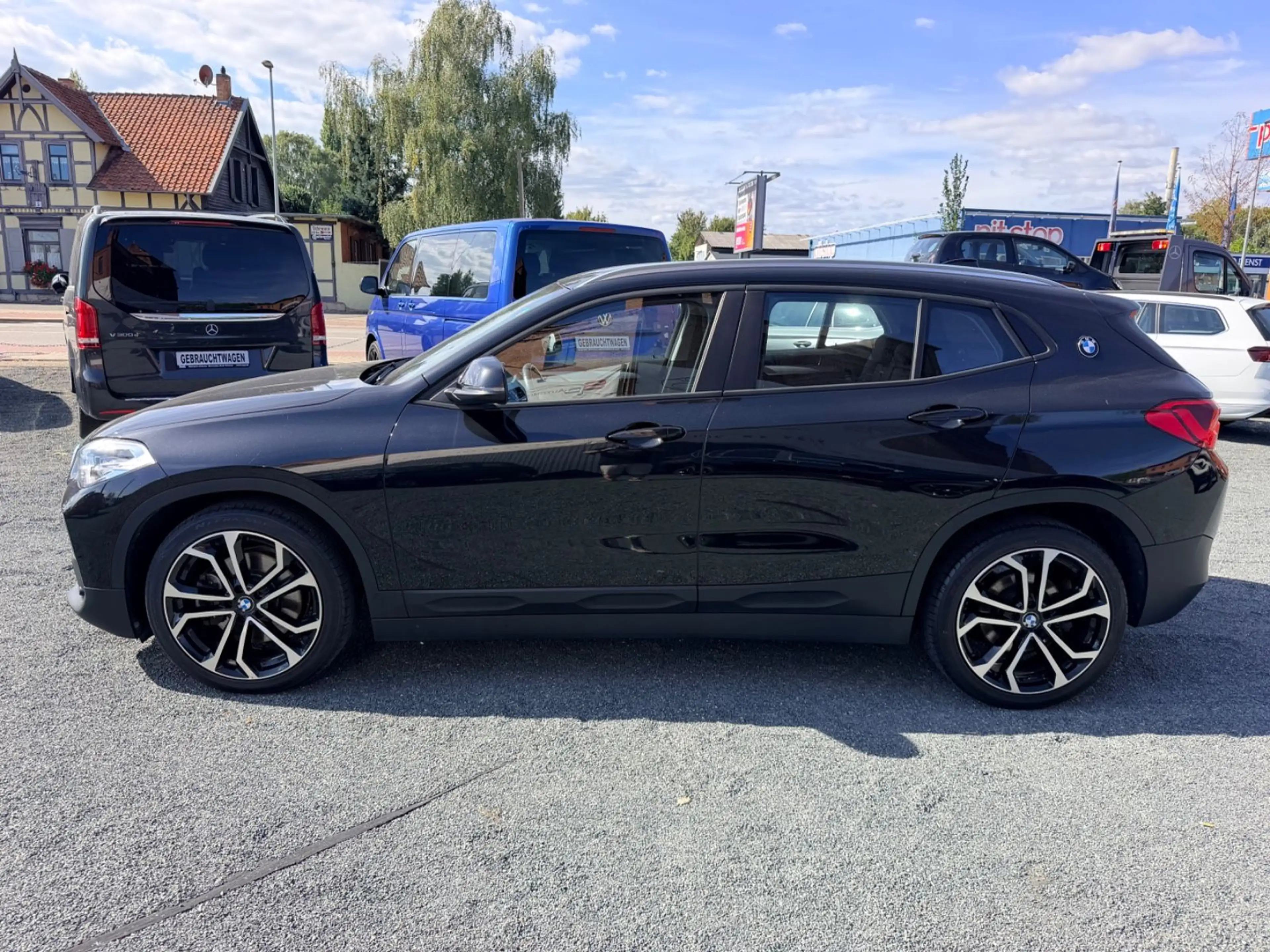 BMW X2 sDrive 20 I Advantage / LED / Kamera / Navi — photo 6