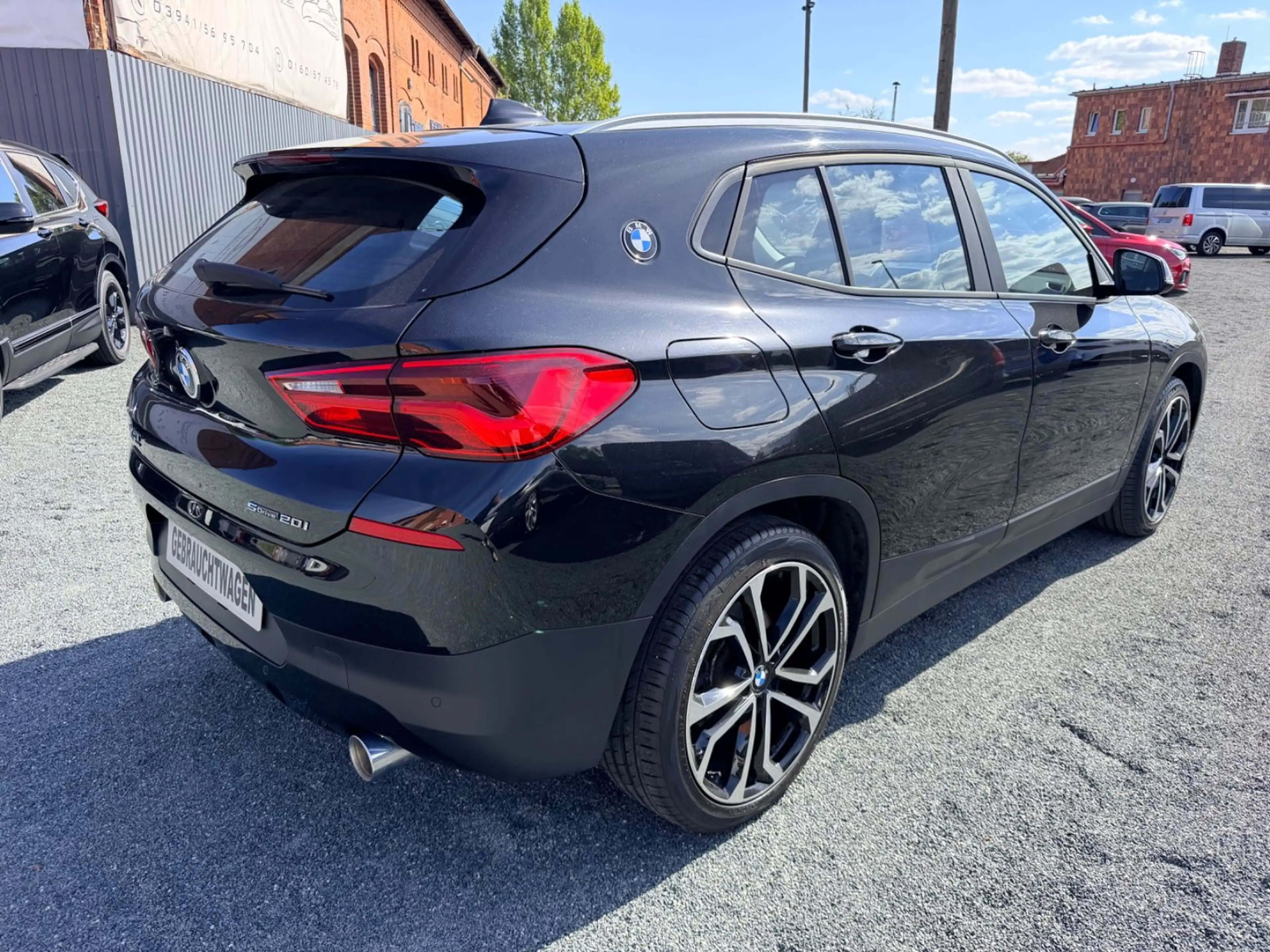 BMW X2 sDrive 20 I Advantage / LED / Kamera / Navi — photo 4