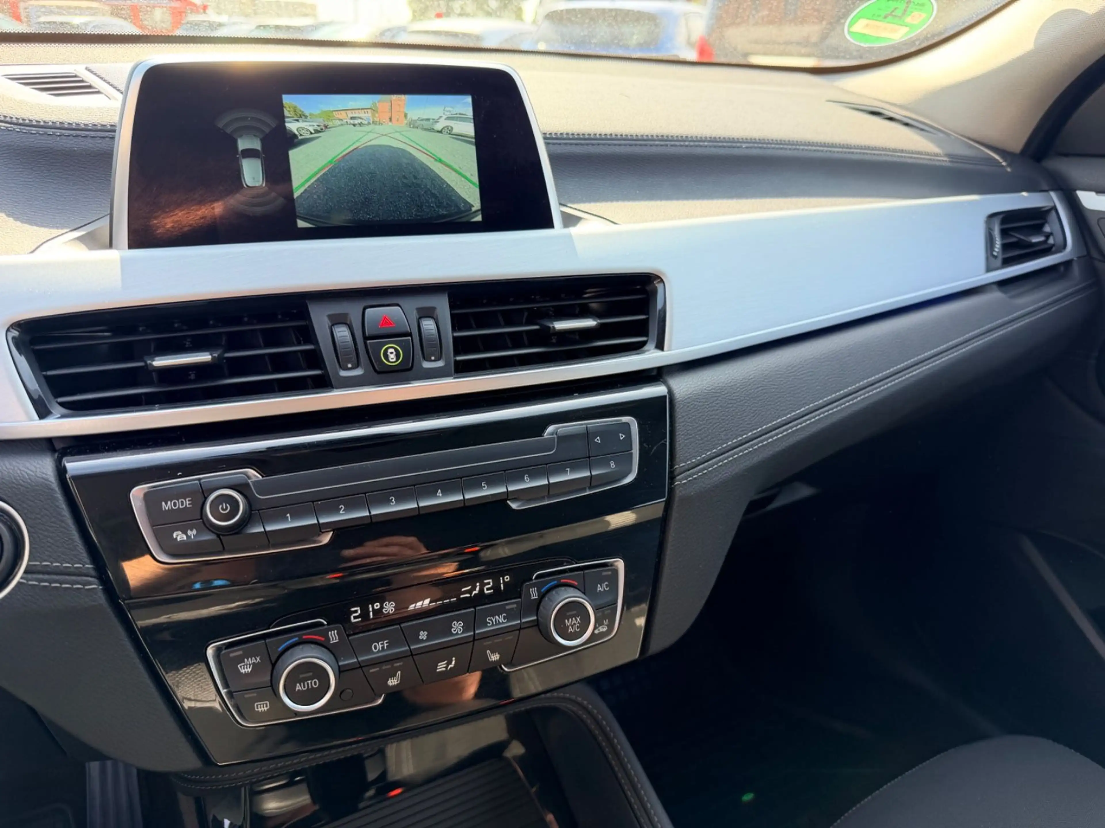 BMW X2 sDrive 20 I Advantage / LED / Kamera / Navi — photo 12