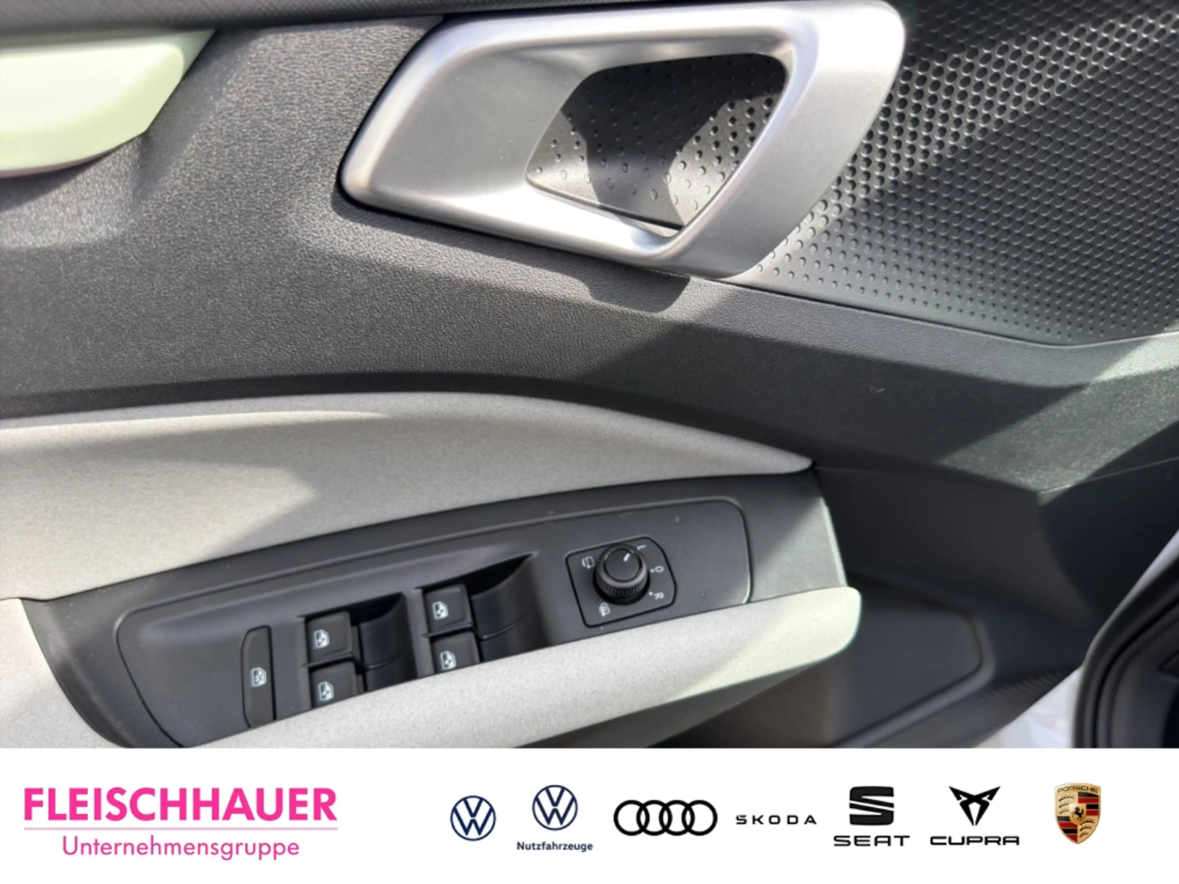 Skoda Epiq Edition Selection 55 LED Navi CarPlay DAB Tel.-Vor — photo 19