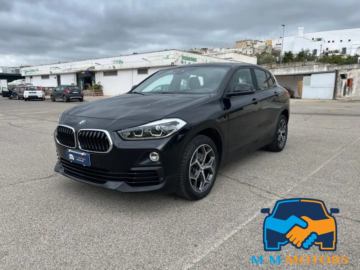 BMW X2 sDrive18d Business-X Automatica Schwarz - 1
